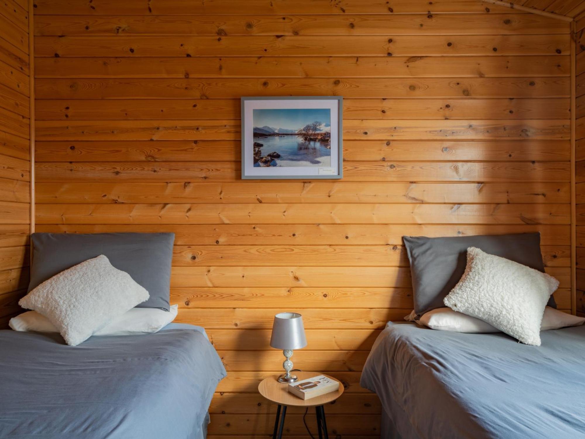 Chalet Loch Leven Lodge 10 By Interhome Kinross Exterior photo