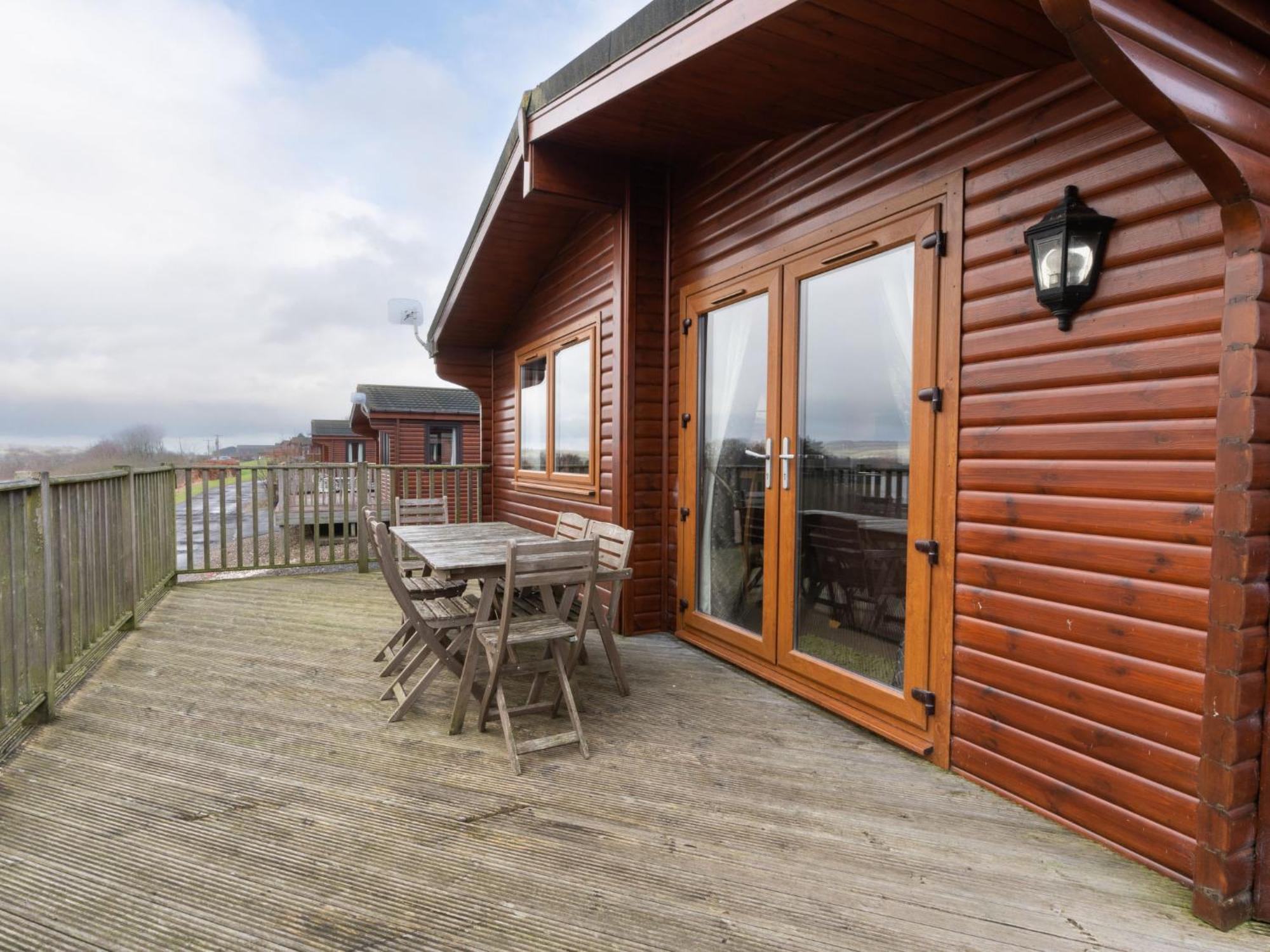 Chalet Loch Leven Lodge 10 By Interhome Kinross Exterior photo