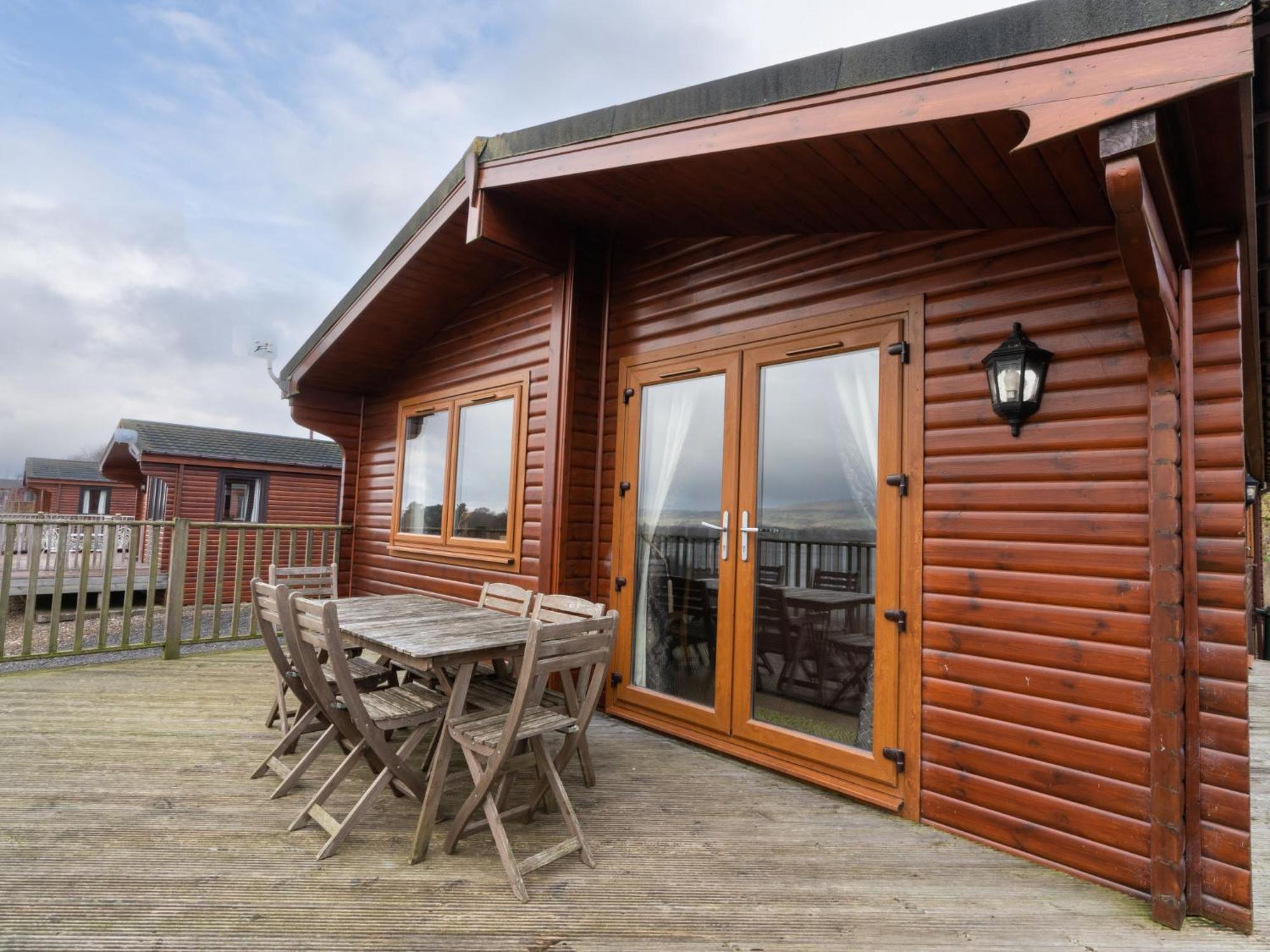 Chalet Loch Leven Lodge 10 By Interhome Kinross Exterior photo